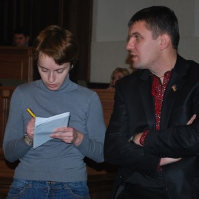 На сесії обласної ради 2010 р.Б.